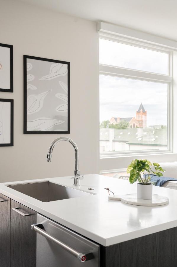 A Modern Point Of View - Luxe Loft - Espadin Lohi Denver Bagian luar foto